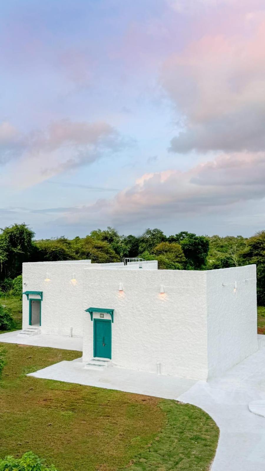 Epic Wild Wilpattu Villa Nochchiyagama Bagian luar foto